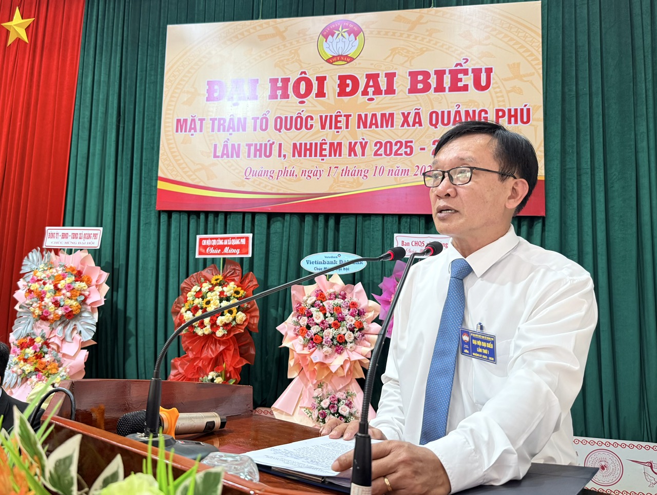 Đồng chí Lê Bá Cảnh – Phó Chủ tịch Ủy ban Mặt trận Tổ quốc Việt Nam tỉnh phát biểu chỉ đạo đại hội